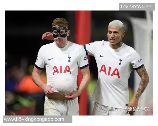 曼联热刺争抢科隆19岁边锋马拉转会费或超3000万欧元