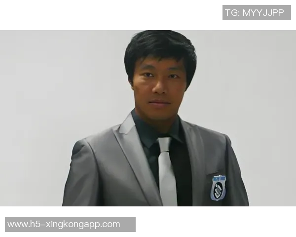 亚泰新任主帅阎峰上任43岁球队名宿力争完成准入首批目标